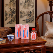 香港三大活络油实测！黄道益、谭金、狮马龙到底有撒区别？